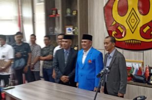 Serah terima jabatan FKIP Jamaluddin