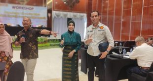 Workshop Laboratorium Bahasa hari ke 2 bersama wadek biduk